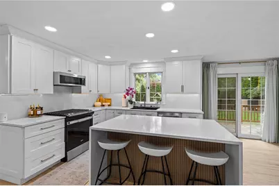194 Council Rock Road, Cranston, RI 02921 - Photo 6