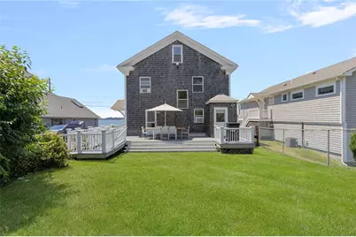 46 Esplanade, Middletown, RI 02842 - Photo 34