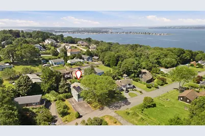 125 Colonial Avenue, Tiverton, RI 02878 - Photo 4