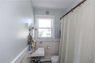 57 Hazael St, Providence, RI 02908 - Photo 12