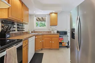 3399 Post Rd, Warwick, RI 02886 - Photo 4