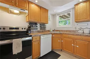 3399 Post Rd, Warwick, RI 02886 - Photo 8