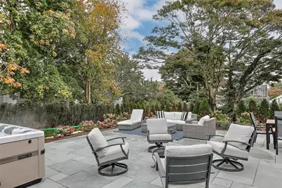 11 Shields Street, Newport, RI 02840 - Photo 12