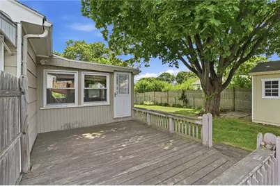 86 Pender Avenue, Warwick, RI 02889 - Photo 36