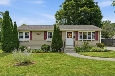 86 Pender Avenue, Warwick, RI 02889 - Photo 32