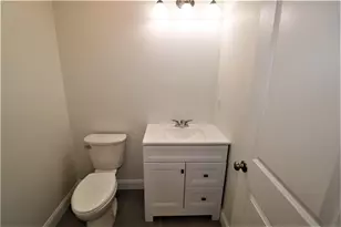 121 Hillcrest Ave, Providence, RI 02909 - Photo 8