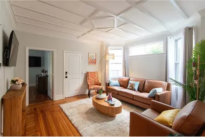 16 Pond Avenue #1, Newport, RI 02840 - Photo 4