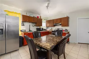33 Moorefield St, Providence, RI 02909 - Photo 32