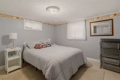 10 Kerins Terrace, Newport, RI 02840 - Photo 32