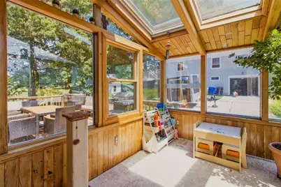 10 Kerins Terrace, Newport, RI 02840 - Photo 6