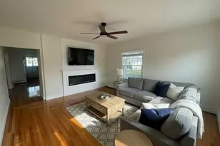 51 Rosella Ave, Pawtucket, RI 02861 - Photo 10