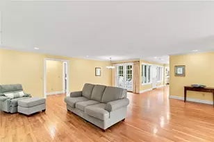 142 Ferry Rd, Bristol, RI 02809 - Photo 18
