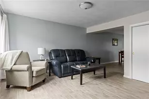 4160 Post Rd, Warwick, RI 02818 - Photo 14