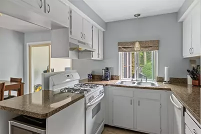 4160 Post Road #28, Warwick, RI 02818 - Photo 10