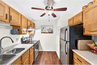 34 Village Court #34, West Warwick, RI 02893 - Photo 4