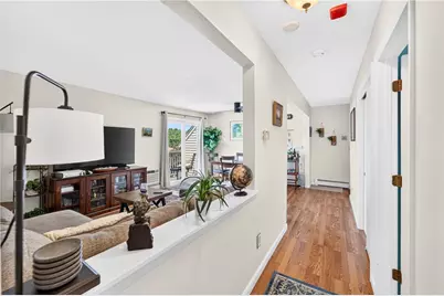 34 Village Court #34, West Warwick, RI 02893 - Photo 8