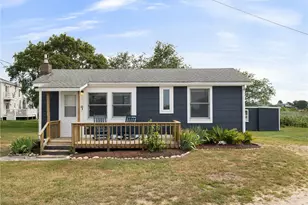 60 Chappell Rd, South Kingstown, RI 02879 - Photo 2