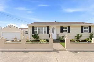 11 Gilmore St, Pawtucket, RI 02861 - Photo 1