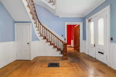 36 Ayrault Street, Newport, RI 02840 - Photo 8