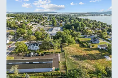 2967 East Main Road, Portsmouth, RI 02871 - Photo 10