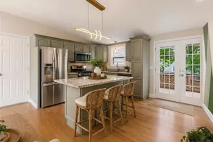 20 Killey Ave, Warwick, RI 02889 - Photo 4