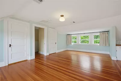 387 Wayland Avenue, Providence, RI 02906 - Photo 36