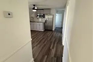 42 Calder St, Providence, RI 02907 - Photo 22