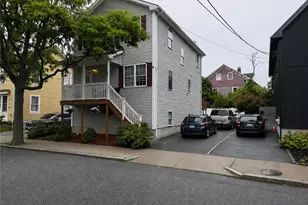 29 Grant St, Providence, RI 02909 - Photo 1