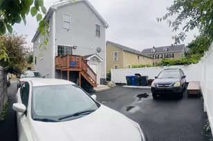 29 Grant St, Providence, RI 02909 - Photo 2