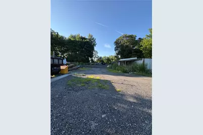 92 Irons Avenue, Johnston, RI 02919 - Photo 20