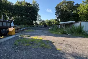 92 Irons Ave, Johnston, RI 02919 - Photo 20