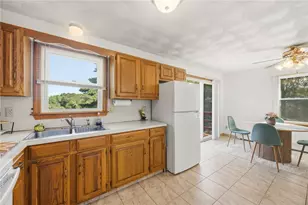 16 Sunrise Dr, Westerly, RI 02891 - Photo 10