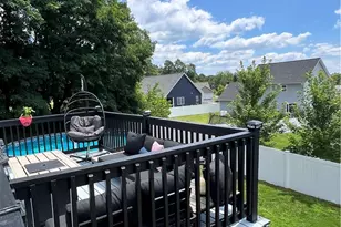 70 Fieldside Dr, Woonsocket, RI 02895 - Photo 12