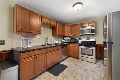 5 Halsey Road, Woonsocket, RI 02895 - Photo 8
