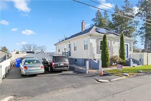 136 Windmill St, Pawtucket, RI 02860 - Photo 24