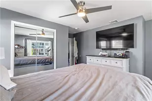 136 Windmill St, Pawtucket, RI 02860 - Photo 10