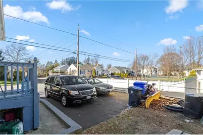 136 Windmill Street, Pawtucket, RI 02860 - Photo 22