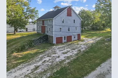 2967 East Main Road, Portsmouth, RI 02871 - Photo 14