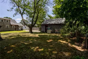 73 Lindy Ave, East Providence, RI 02915 - Photo 8