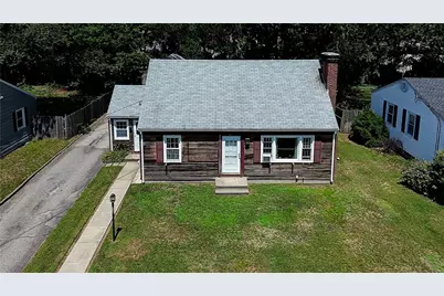 73 Lindy Avenue, East Providence, RI 02915 - Photo 2
