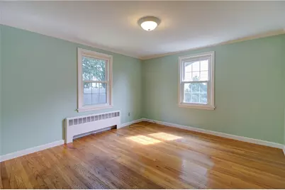 73 Lindy Avenue, East Providence, RI 02915 - Photo 12