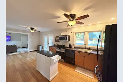 262 Pequot Avenue, Warwick, RI 02889 - Photo 4
