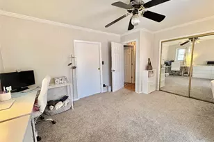 262 Pequot Ave, Warwick, RI 02889 - Photo 12