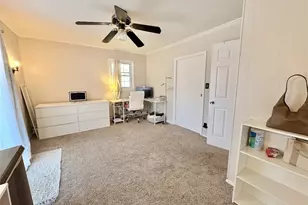262 Pequot Ave, Warwick, RI 02889 - Photo 12