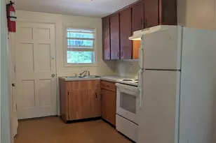35 Gadoury Ave, Coventry, RI 02816 - Photo 4