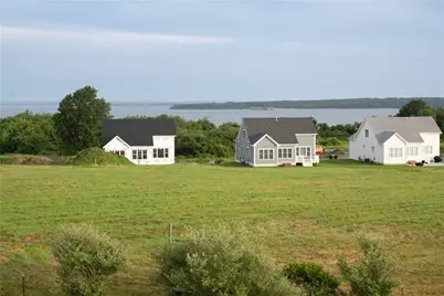 25 Bunker Hill Crossing, Portsmouth, RI 02871 - Photo 1