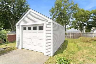 27 Norman Street, Cumberland, RI 02864 - Photo 10