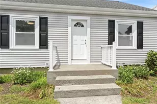 27 Norman St, Cumberland, RI 02864 - Photo 4