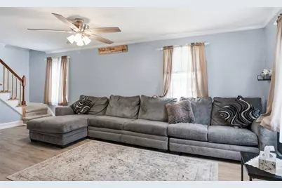 94 Westcott Avenue, Cranston, RI 02910 - Photo 8