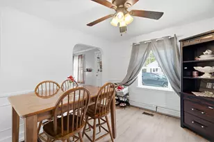 94 Westcott Ave, Cranston, RI 02910 - Photo 6